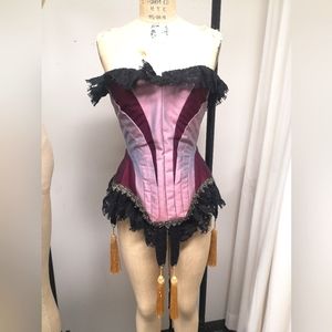 Excellent quality Size 10 fantasy corset
